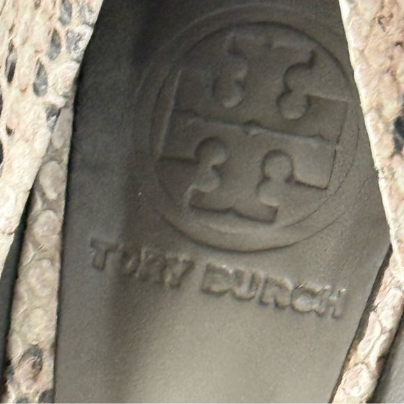 Tory Burch Astoria Snake-Print Wedge Pump Size 8 A30 - Picture 6 of 10